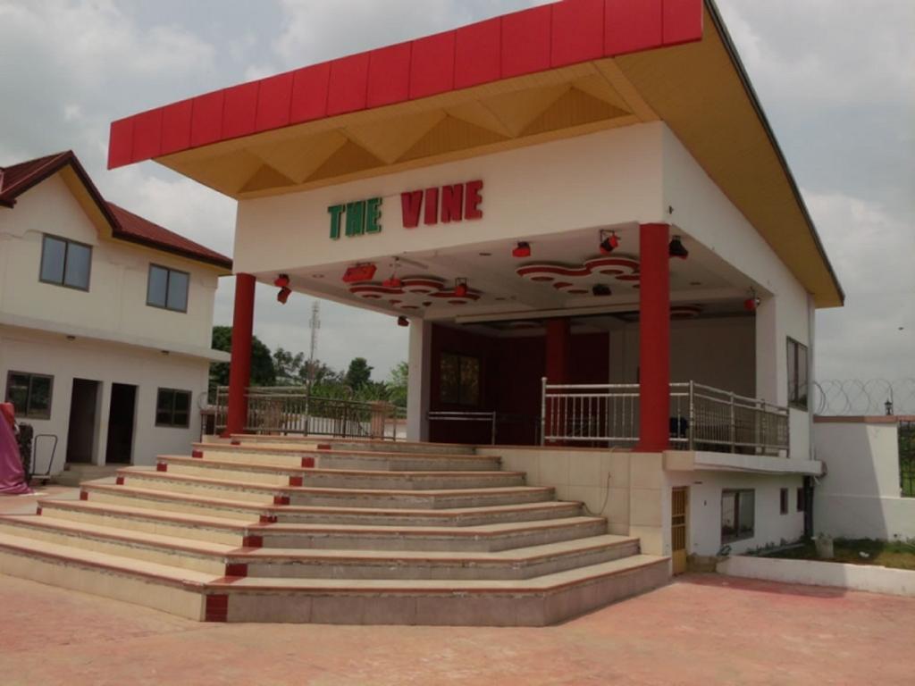 True Vine Hotel Kumasi Exterior photo