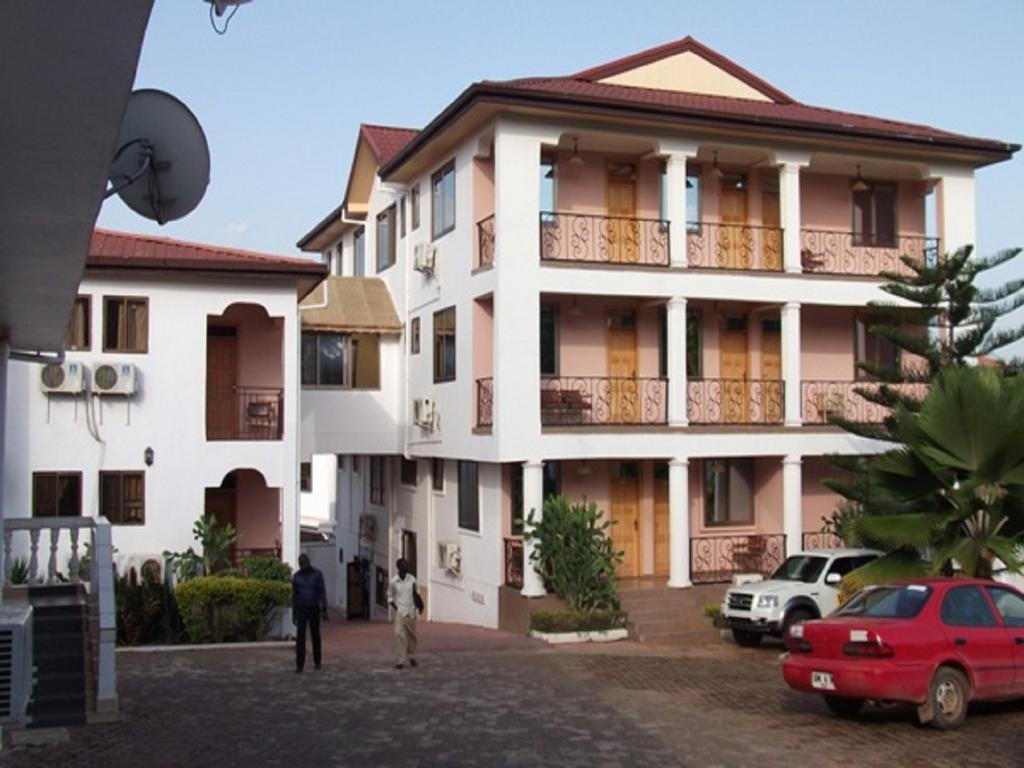 True Vine Hotel Kumasi Exterior photo