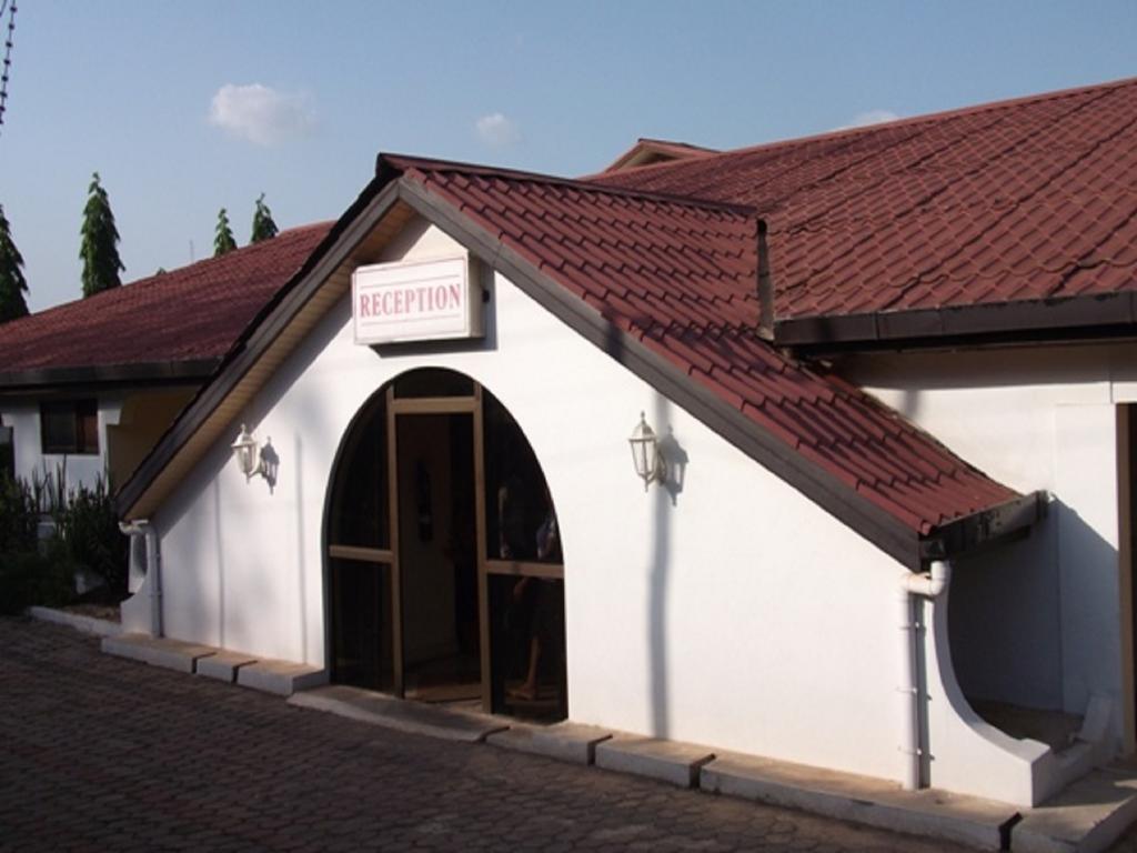 True Vine Hotel Kumasi Exterior photo
